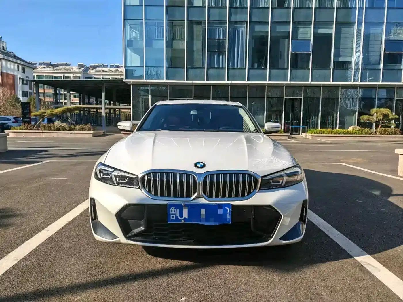 2023 BMW 3 Series 320Li M Sport Package — миниатюра 2