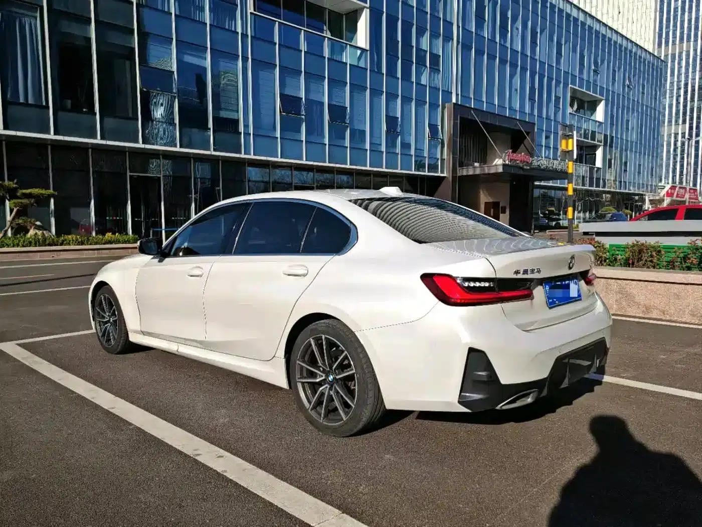 2023 BMW 3 Series 320Li M Sport Package — миниатюра 7