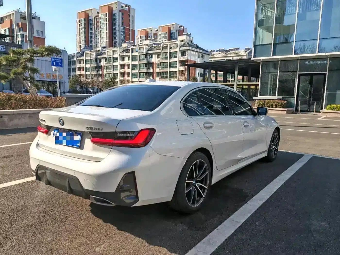 2023 BMW 3 Series 320Li M Sport Package — миниатюра 9