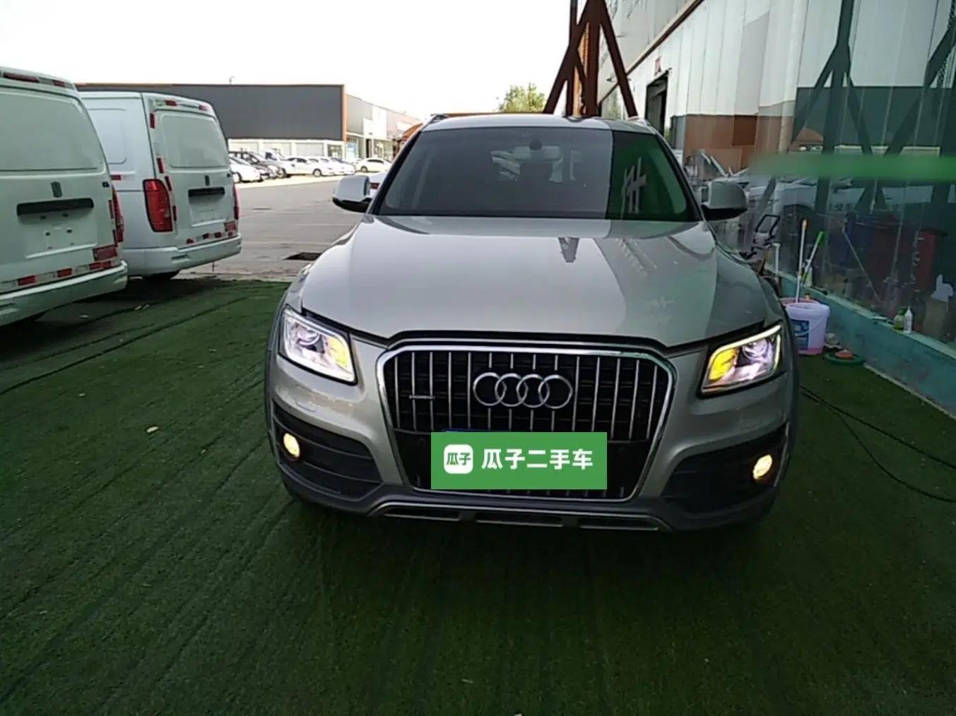 Audi Q5 2018 Collector's Edition 40 TFSI Technology Model — миниатюра 2
