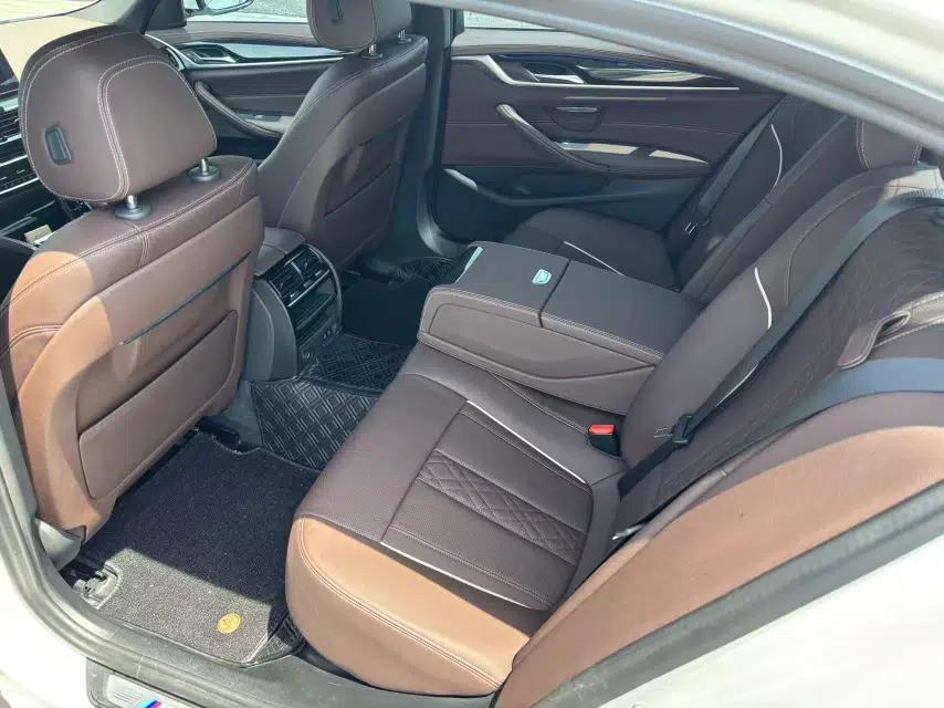 BMW 5 Series 2022 Second Facelift 525Li M Sport Package — миниатюра 9