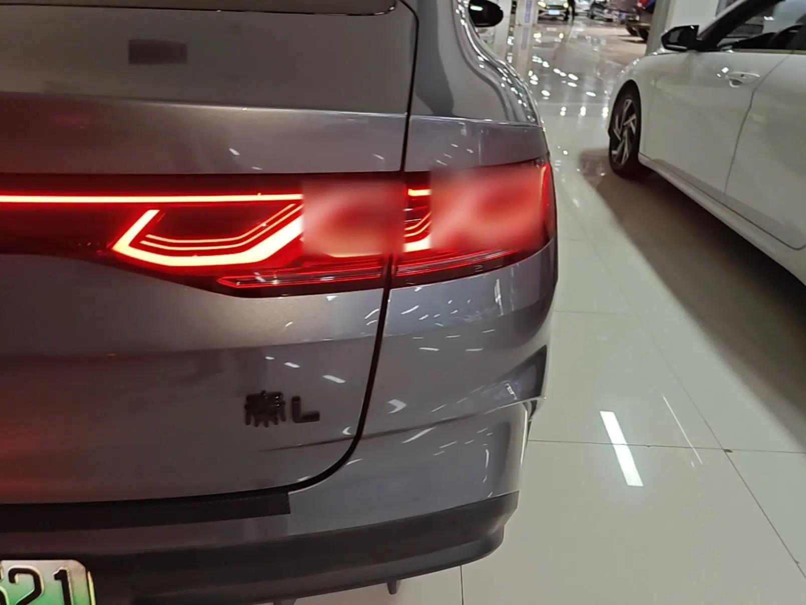 BYD Qin L 2024 DM-i 120KM Leading Model — миниатюра 7
