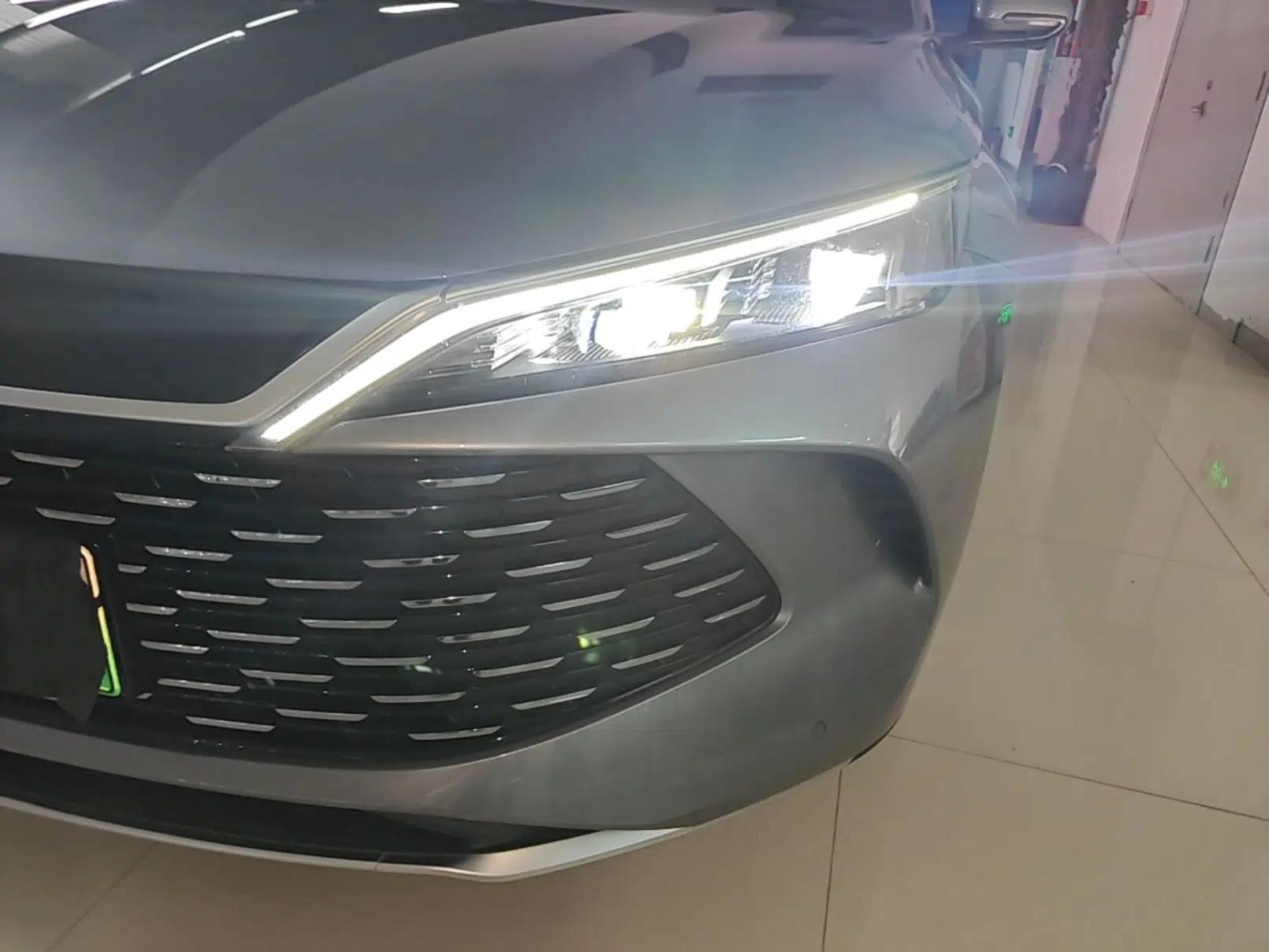 BYD Qin L 2024 DM-i 120KM Leading Model — миниатюра 9