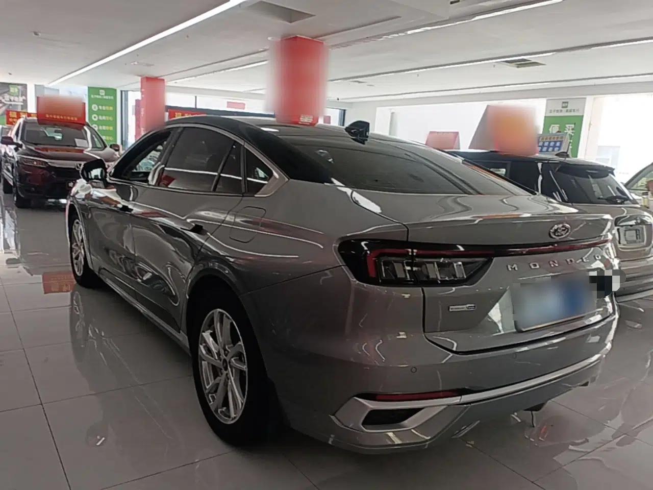 Ford Mondeo 2022 Restyled EcoBoost 245 Luxury Version — миниатюра 4
