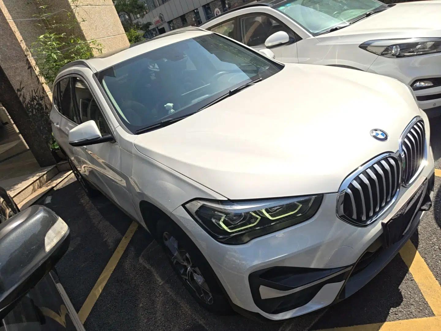 BMW X1 2021 Restyled sDrive25Li Leading Edition — миниатюра 3