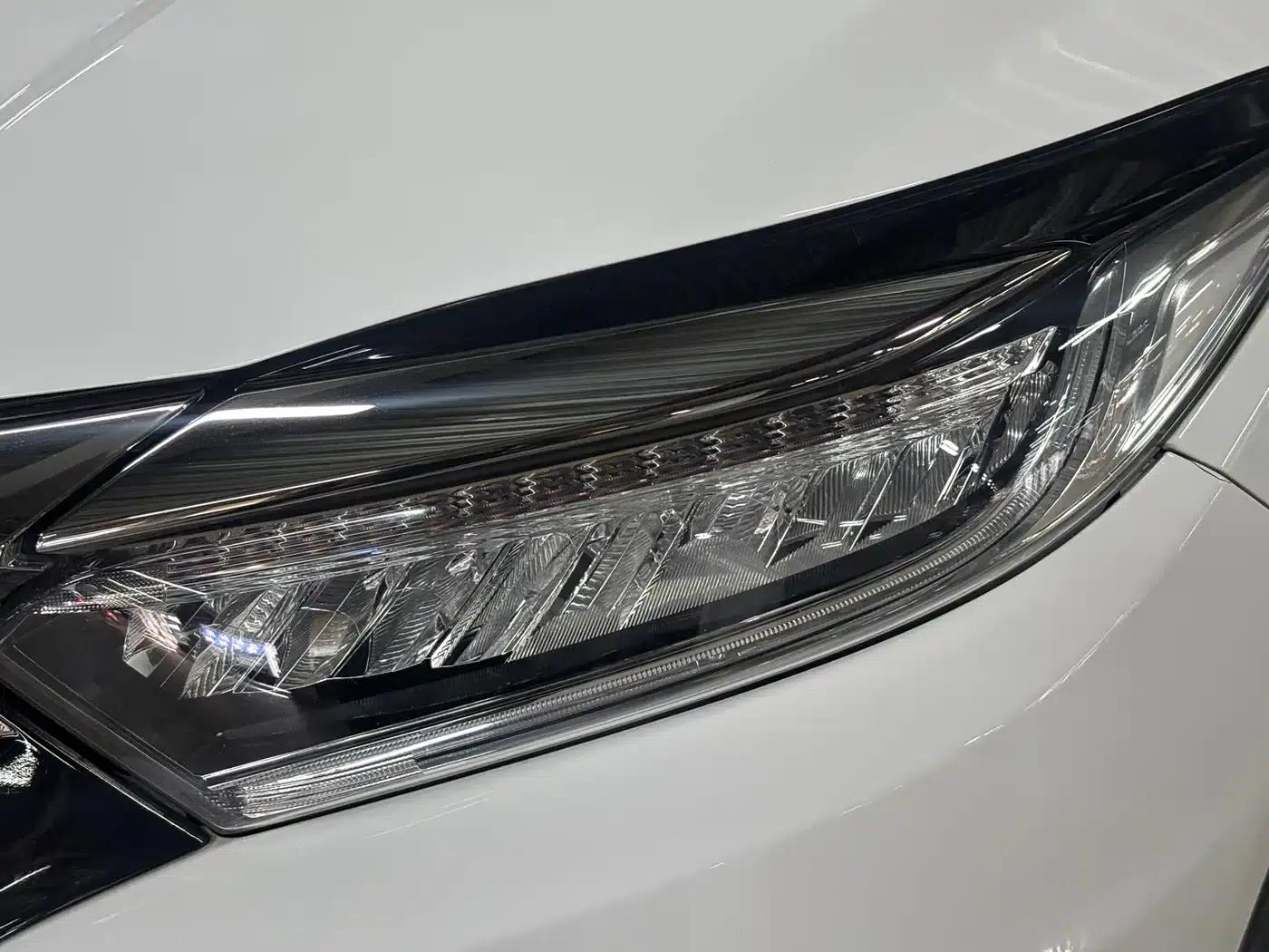 Vezel 2019 1.5L CVT Luxury Edition (National V Emission Standard) — миниатюра 3