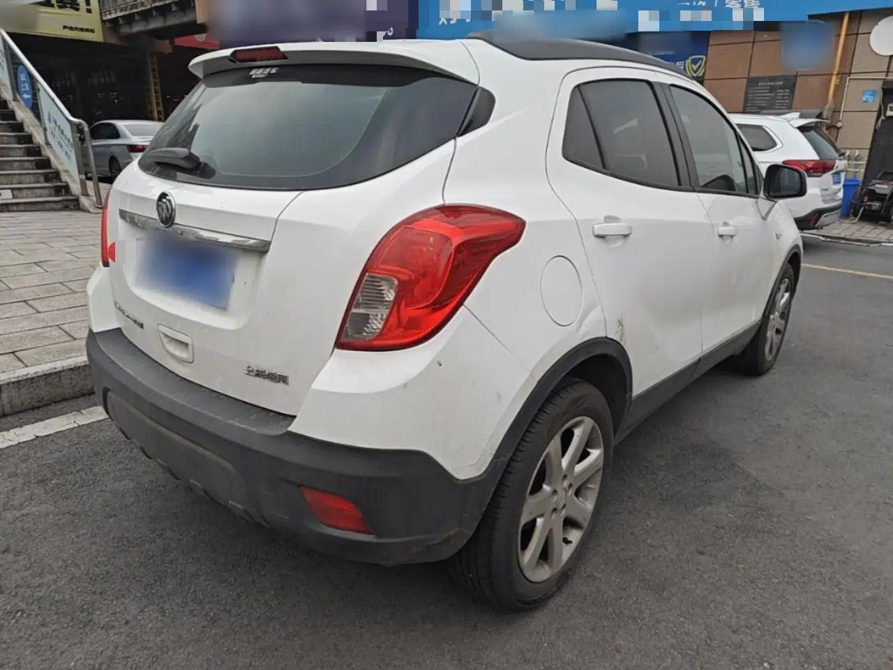 Buick Encore 2015 1.4T Automatic Two-Wheel Drive Urban Elite Version — миниатюра 4