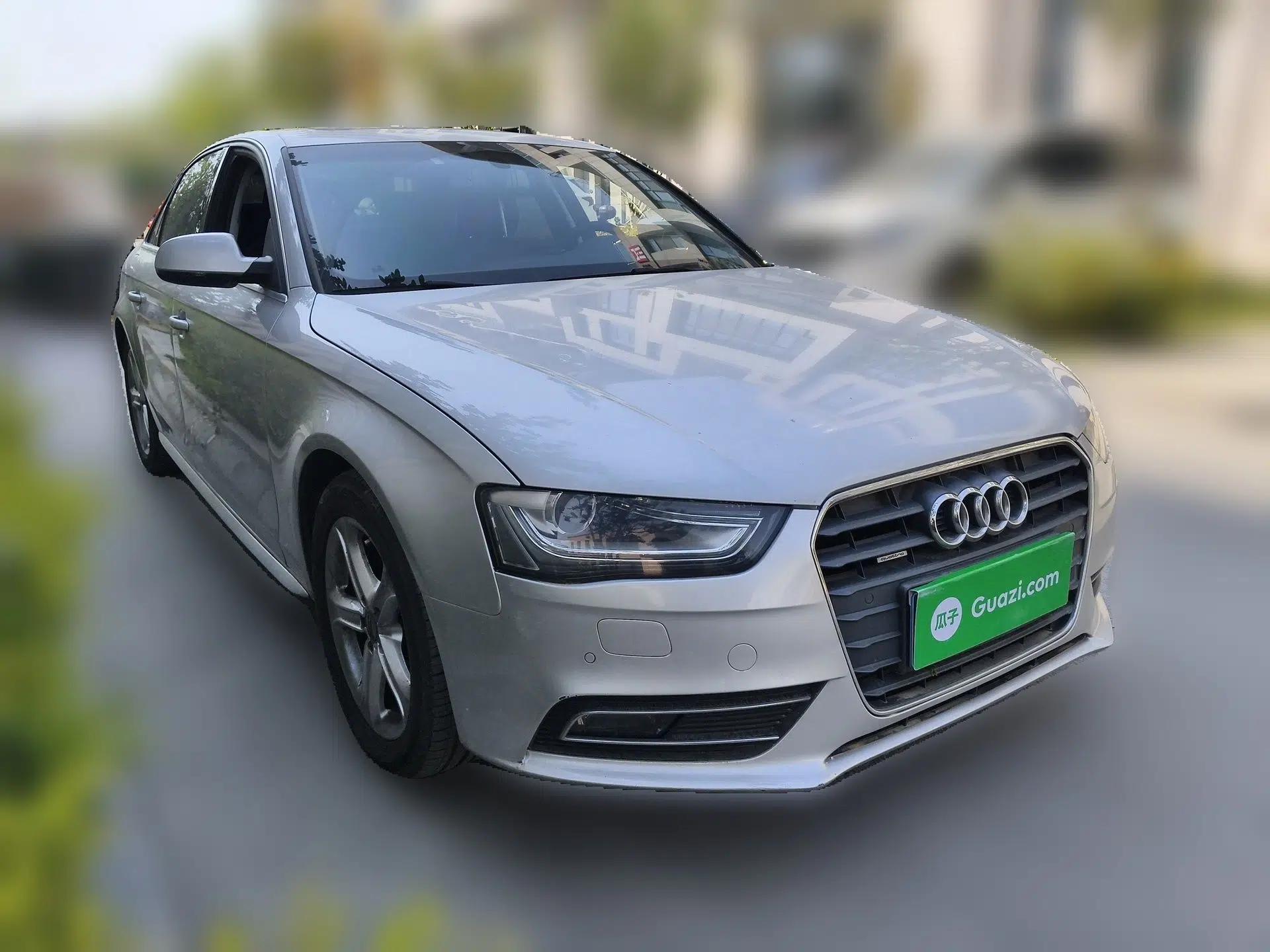 Audi A4L 2015 45 TFSI quattro Individual Sport Edition — миниатюра 3