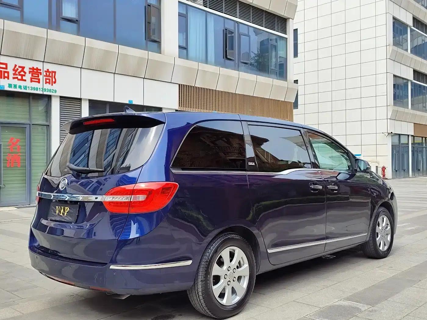 Buick GL8 2014 3.0L GT Luxury Business Edition — миниатюра 6