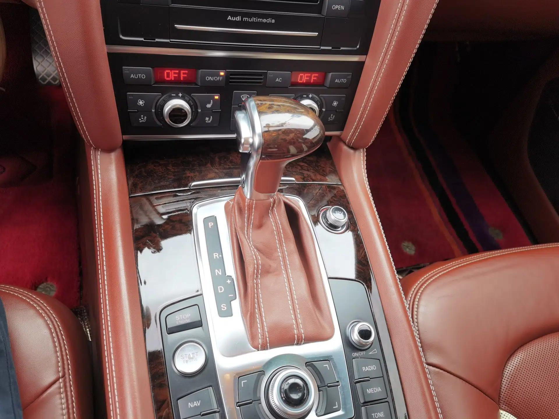 Audi Q7 2012 3.0 TFSI Exclusive Version (200kW) — миниатюра 15