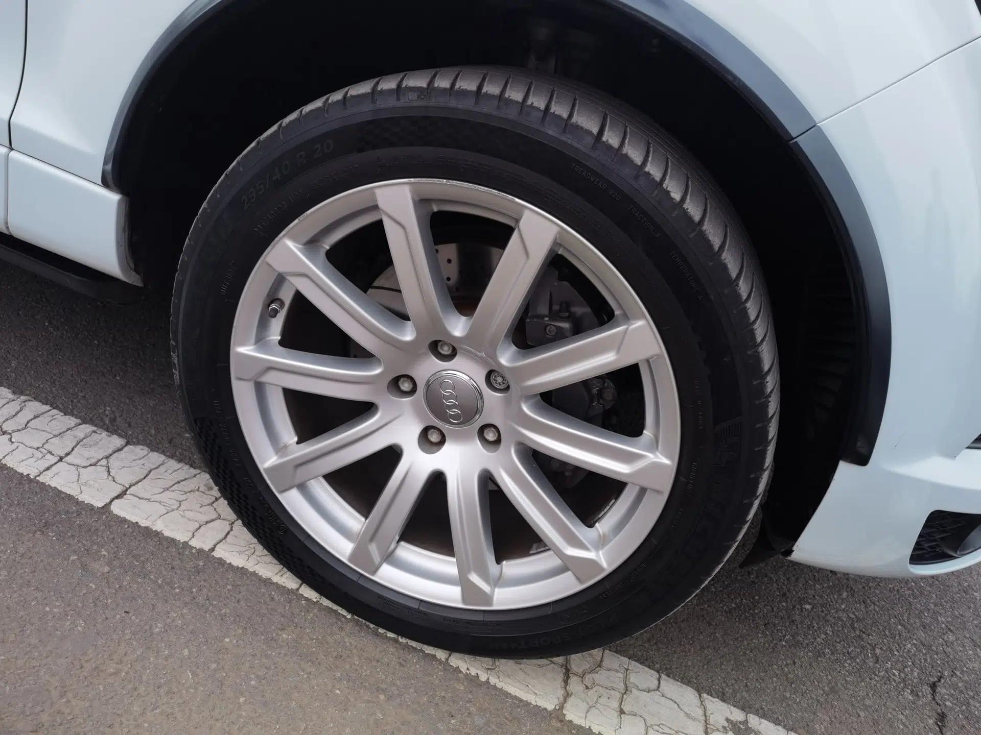 Audi Q7 2012 3.0 TFSI Exclusive Version (200kW) — миниатюра 8