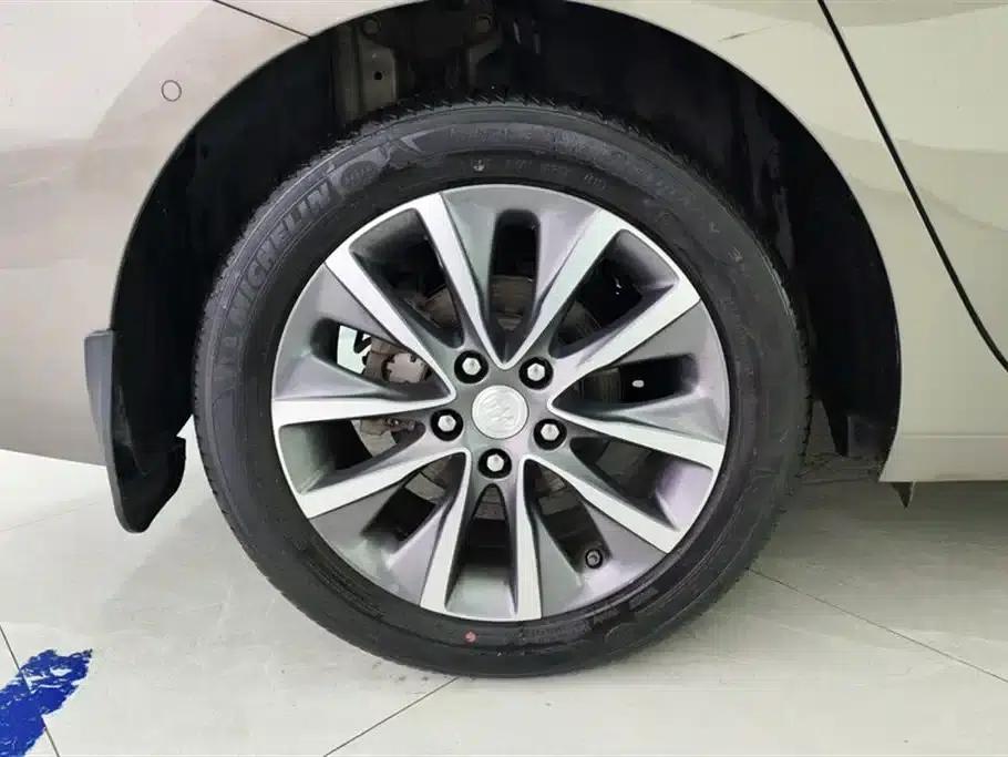 Buick GL6 2019 18T 6-seater Connected Premium Edition (National V Emission Standard) — миниатюра 6