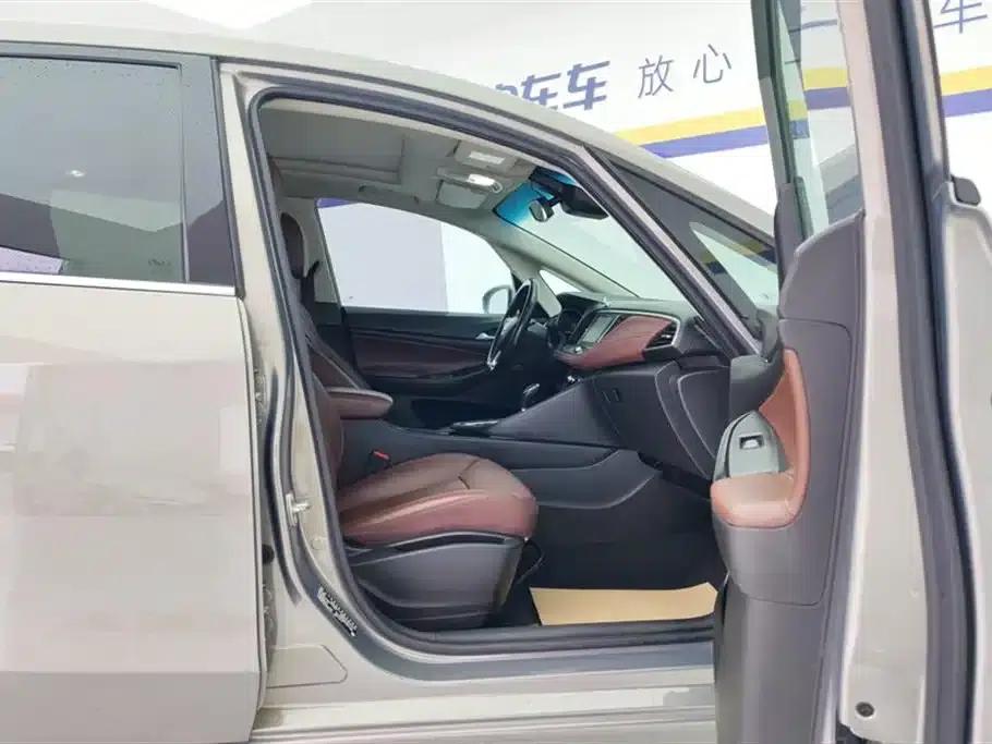 Buick GL6 2019 18T 6-seater Connected Premium Edition (National V Emission Standard) — миниатюра 8