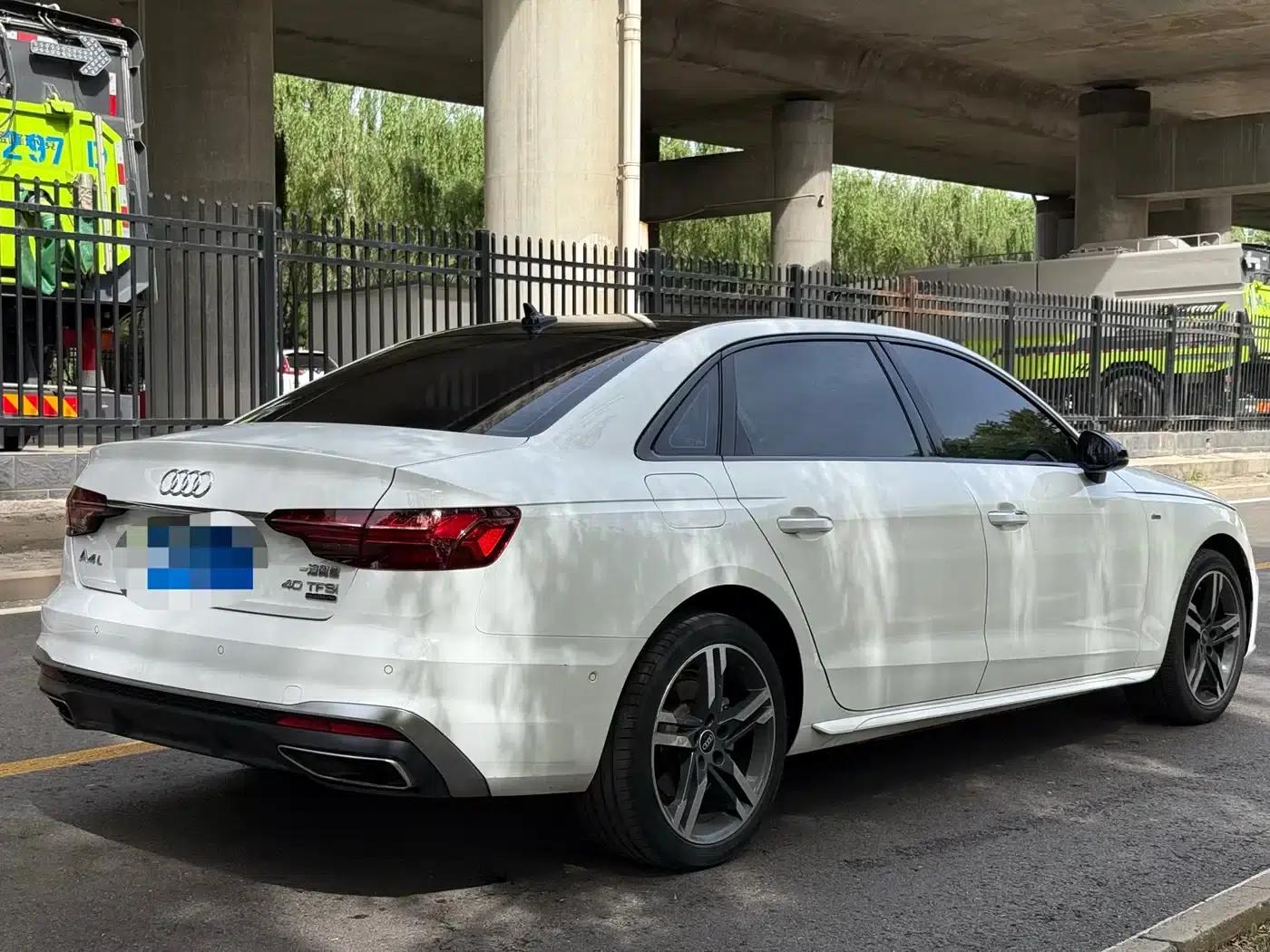 Audi A4L 2020 40 TFSI quattro Luxury Dynamic — миниатюра 4