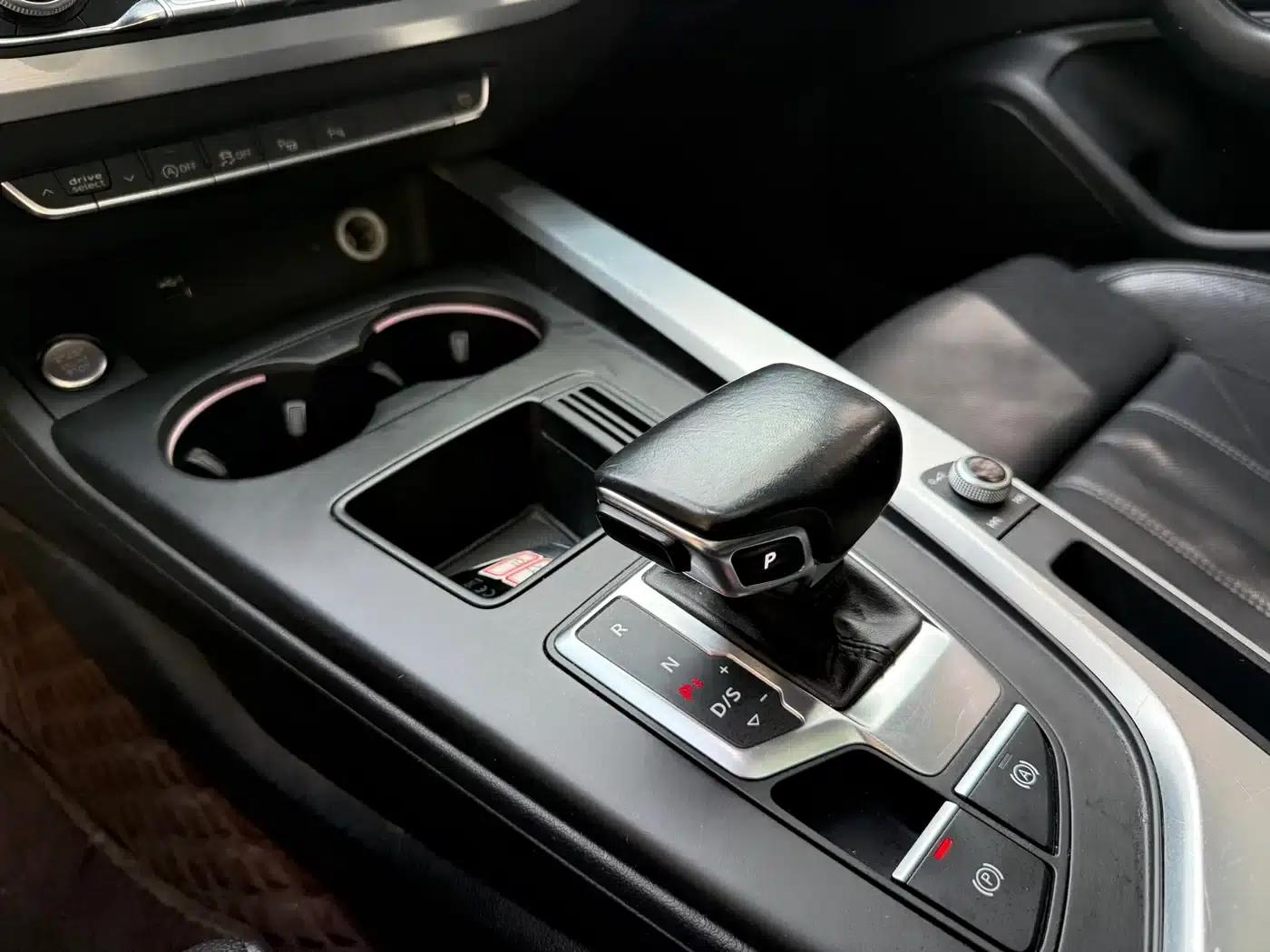 Audi A4L 2020 40 TFSI quattro Luxury Dynamic — миниатюра 10