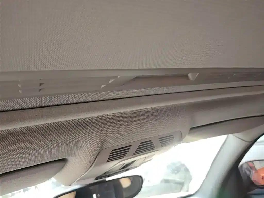 BMW 1 Series (Imported) 2016 118i Leading Edition — миниатюра 18