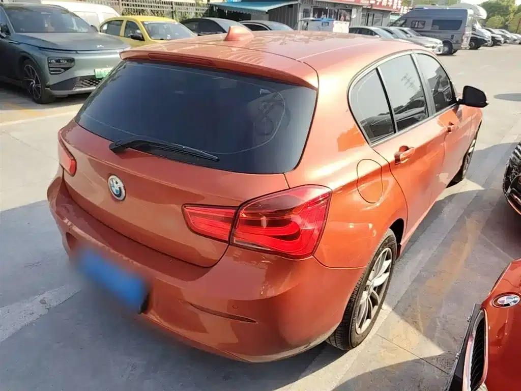BMW 1 Series (Imported) 2016 118i Leading Edition — миниатюра 7