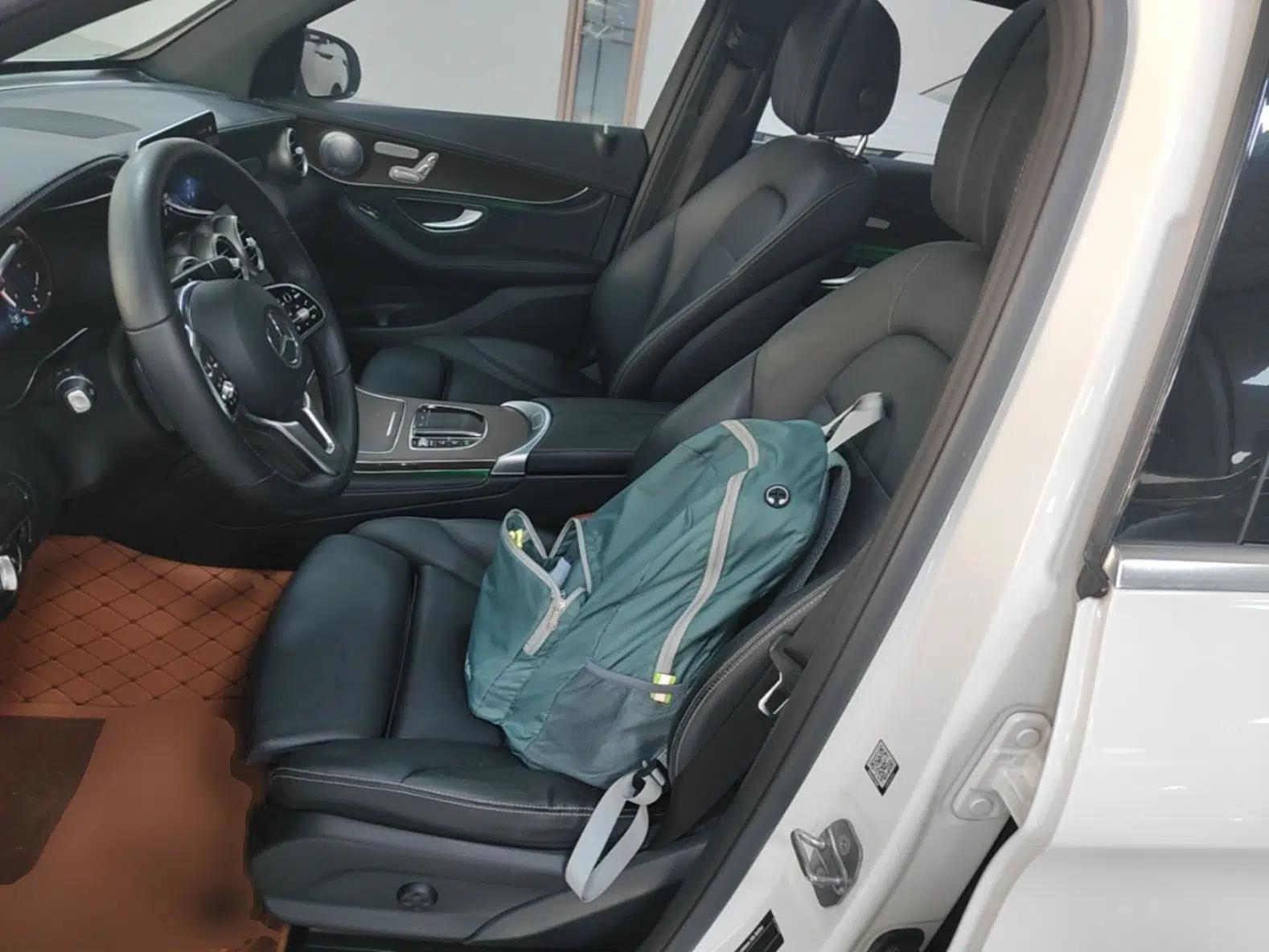 Mercedes-Benz GLC 2020 GLC 260 L 4MATIC Luxury Model — миниатюра 18