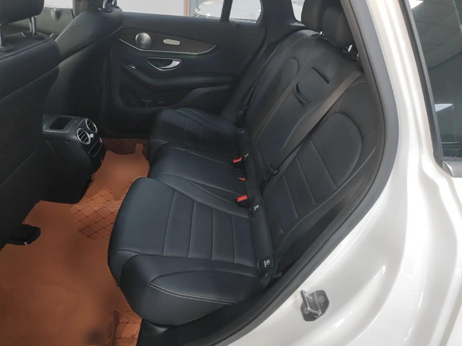 Mercedes-Benz GLC 2020 GLC 260 L 4MATIC Luxury Model — миниатюра 20