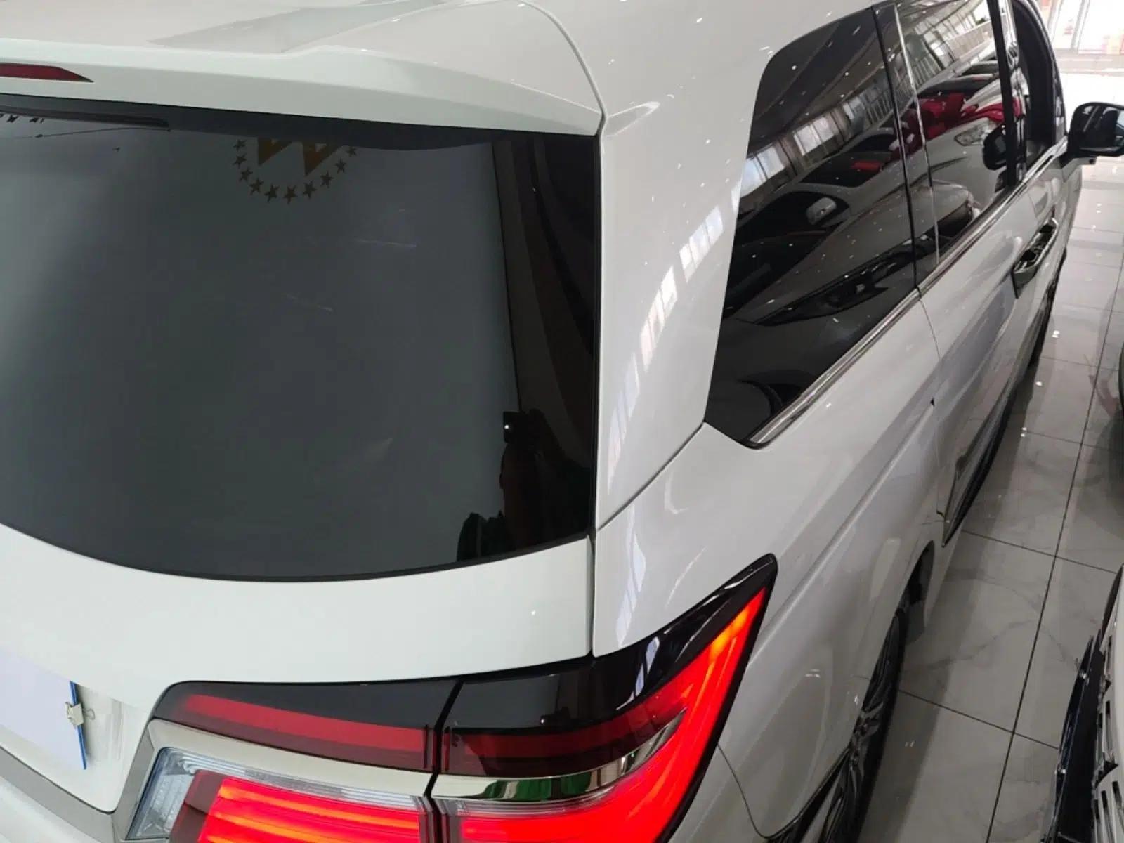Honda Elysion 2019 2.0L Hybrid Luxury Edition — миниатюра 6