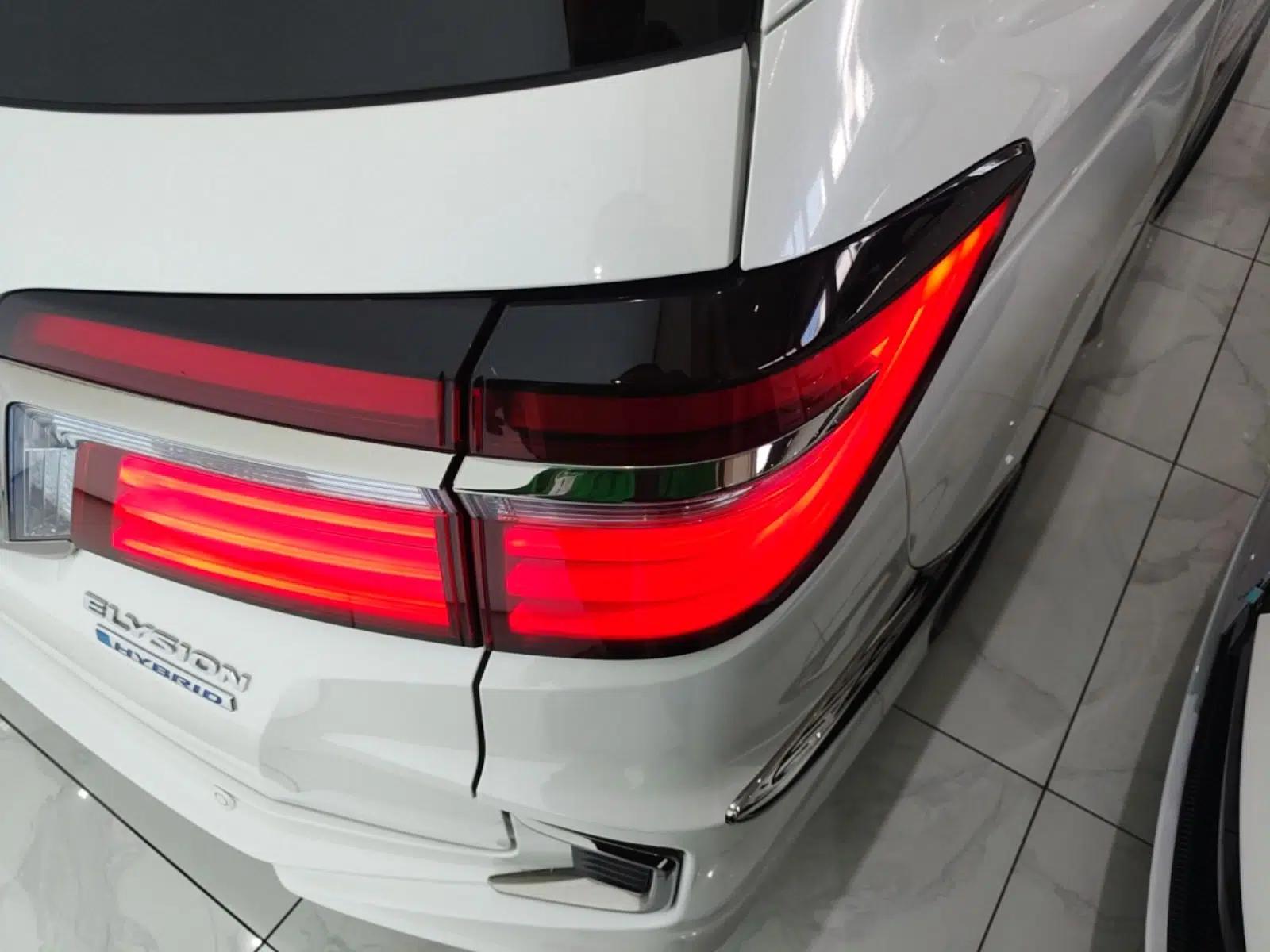 Honda Elysion 2019 2.0L Hybrid Luxury Edition — миниатюра 7