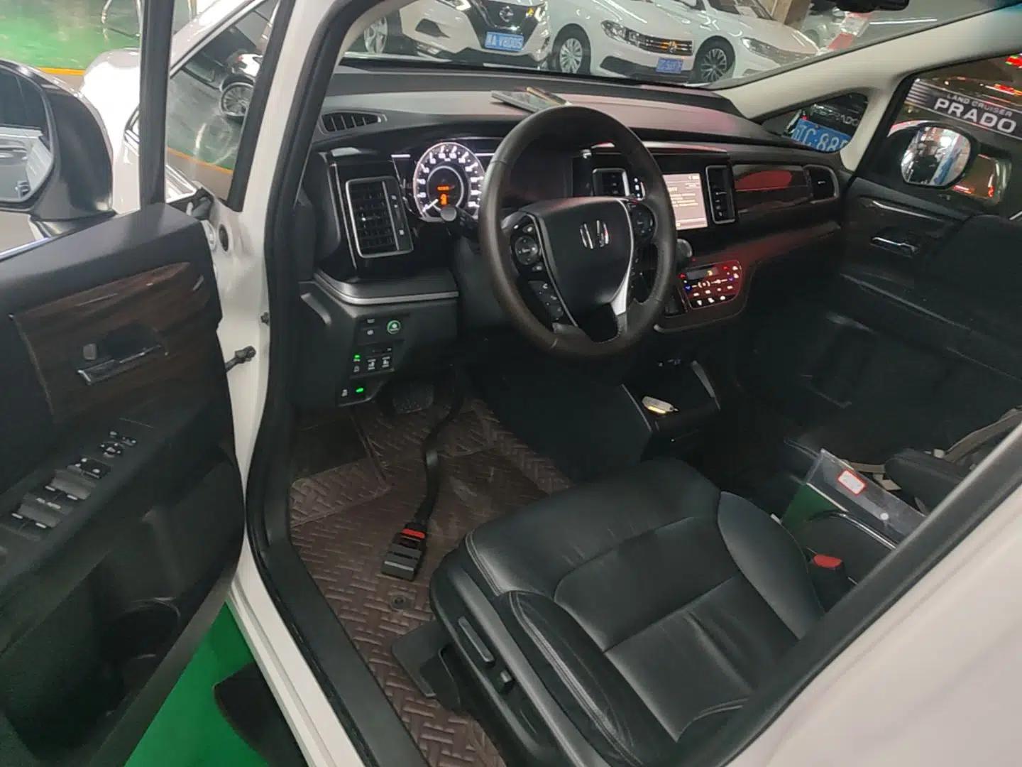 Honda Elysion 2016 2.4L Luxury Edition — миниатюра 19