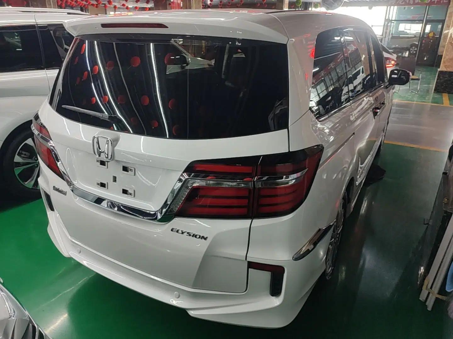 Honda Elysion 2016 2.4L Luxury Edition — миниатюра 6
