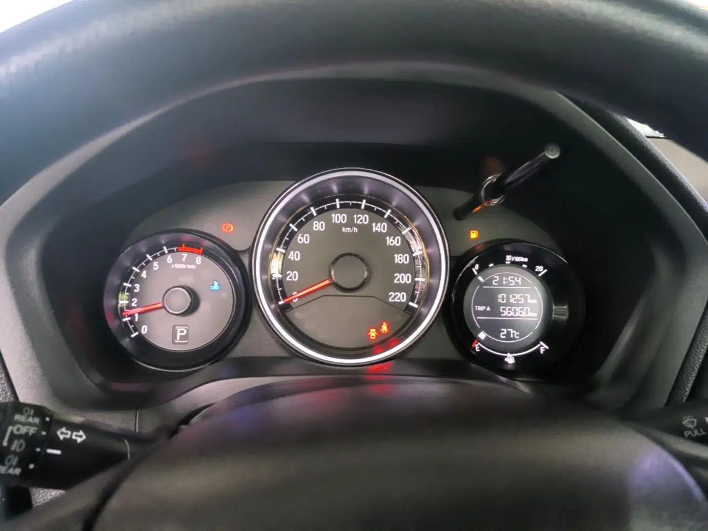Honda XR-V 2015 1.8L EXi CVT Comfort Version — миниатюра 15