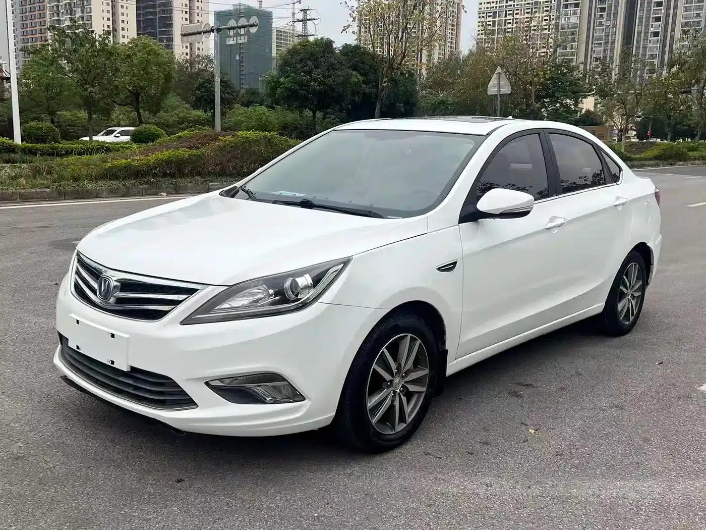 Changan Eado 2016 1.6L Manual Fashion Edition — миниатюра 1