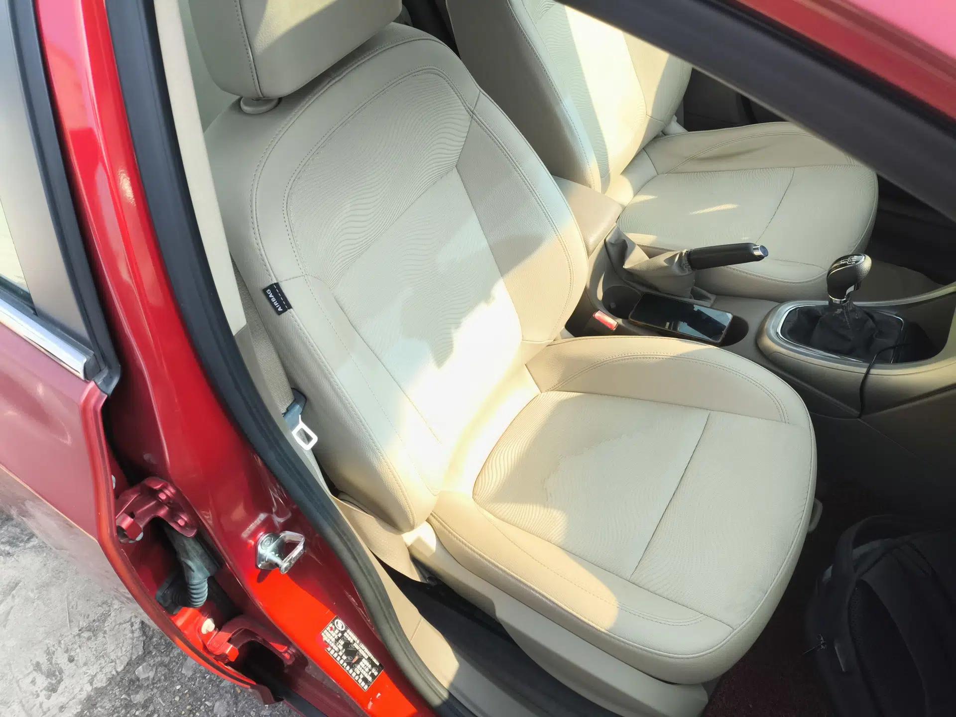 Buick GT 2013 GT 1.6L Manual Entry-Level Model — миниатюра 23