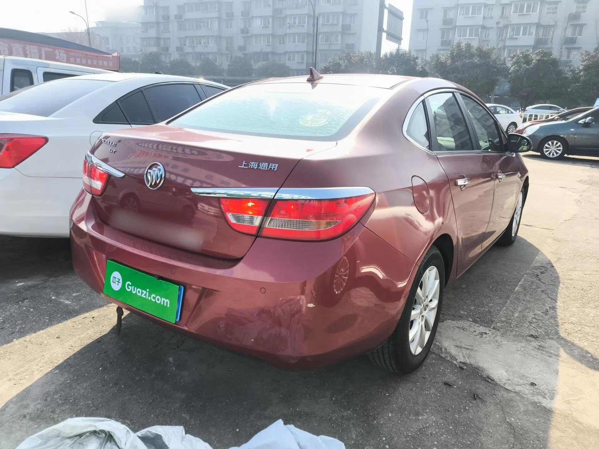 Buick GT 2013 GT 1.6L Manual Entry-Level Model — миниатюра 4