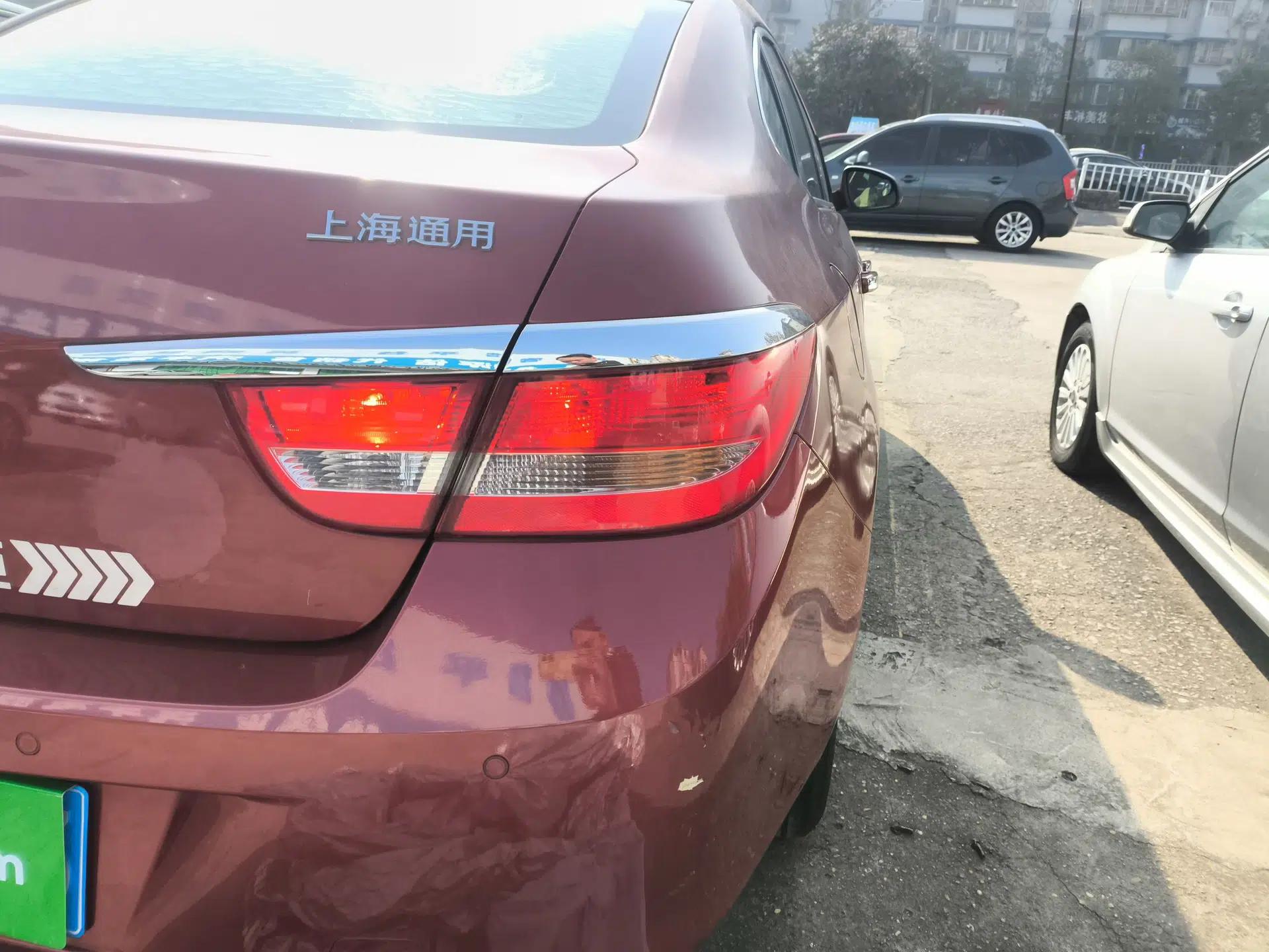 Buick GT 2013 GT 1.6L Manual Entry-Level Model — миниатюра 8