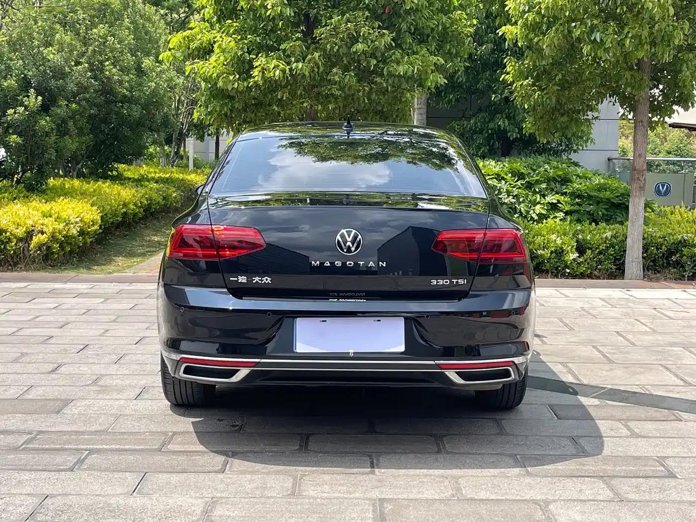 2020 Volkswagen Passat 330TSI DSG Leading Edition — миниатюра 5