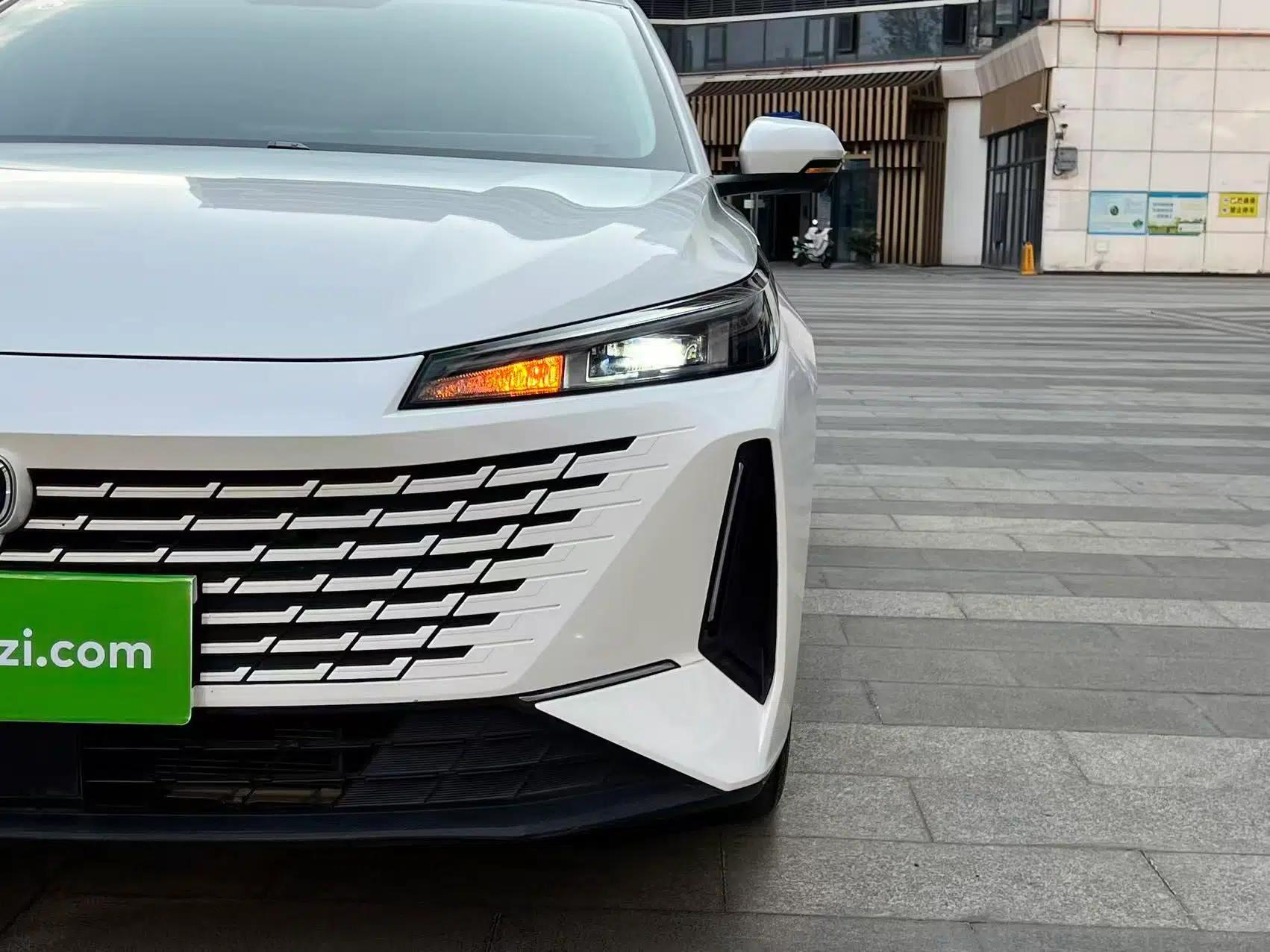 CHANGAN Eado DD 2023 Blue Whale NE 1.5T GDI DCT Luxury Edition — миниатюра 9