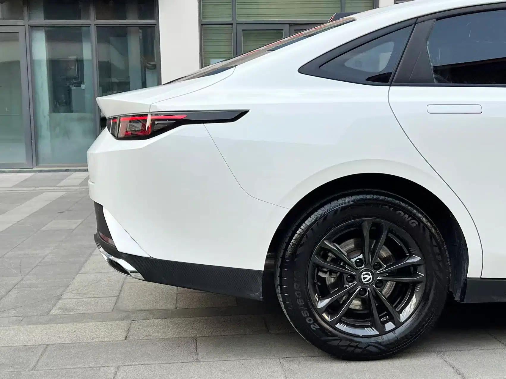 CHANGAN Eado DD 2023 Blue Whale NE 1.5T GDI DCT Luxury Edition — миниатюра 10