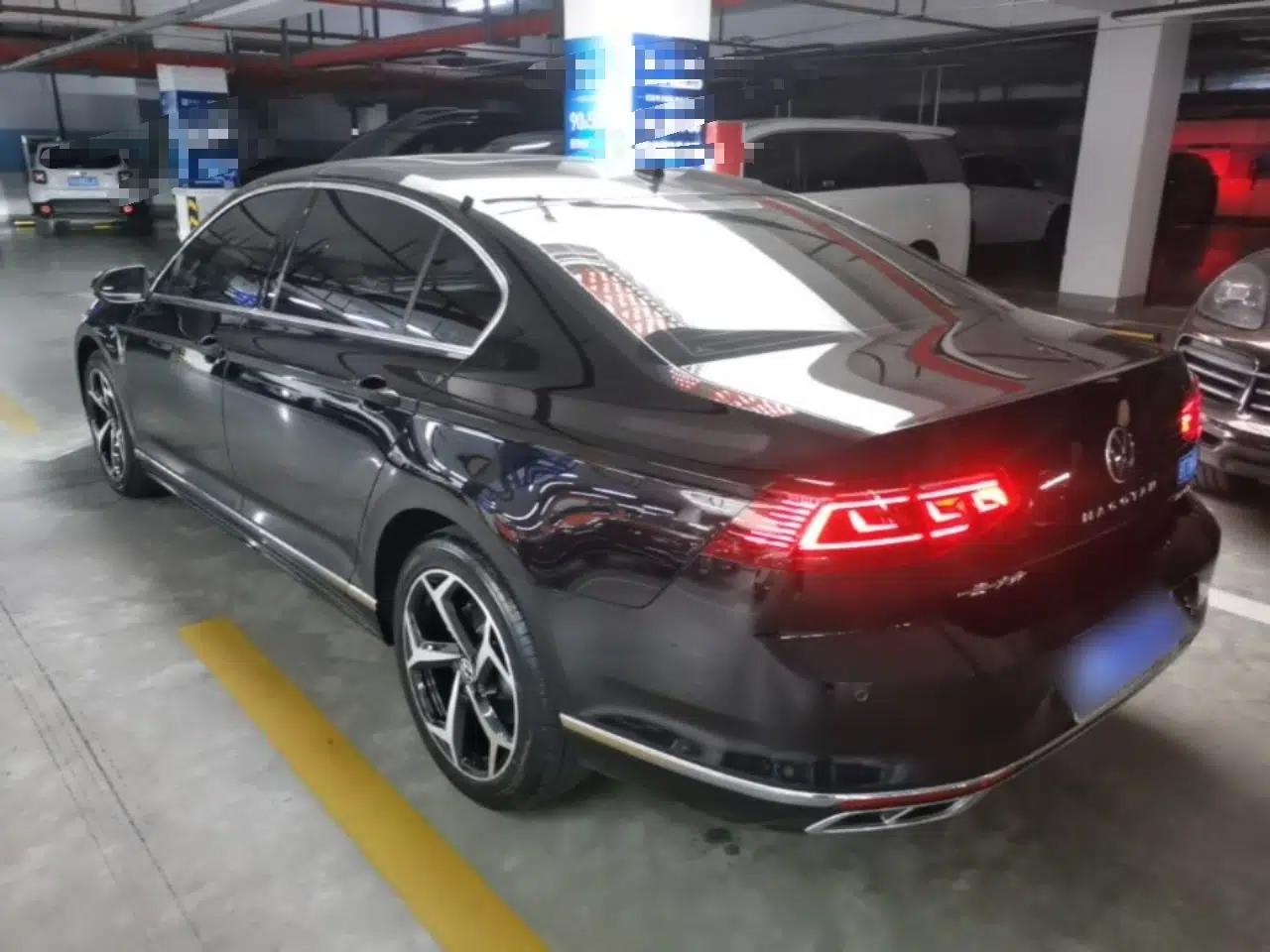 Volkswagen Magotan 2023 2 Million Units Limited Edition 330TSI DSG Leading Version — миниатюра 7
