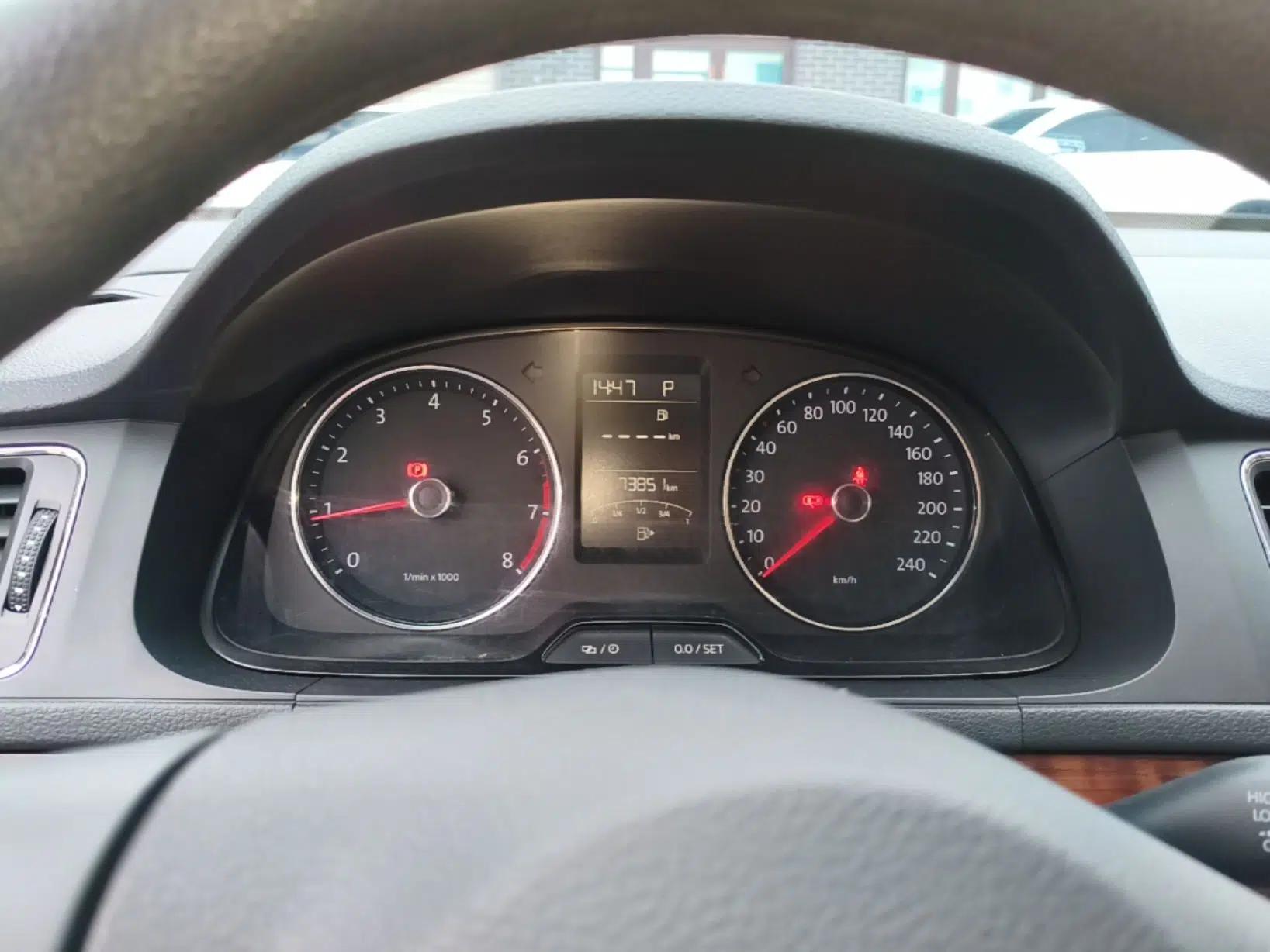 Volkswagen Lavida 2013 Restyled Classic 1.6L Automatic Comfort Edition — миниатюра 15