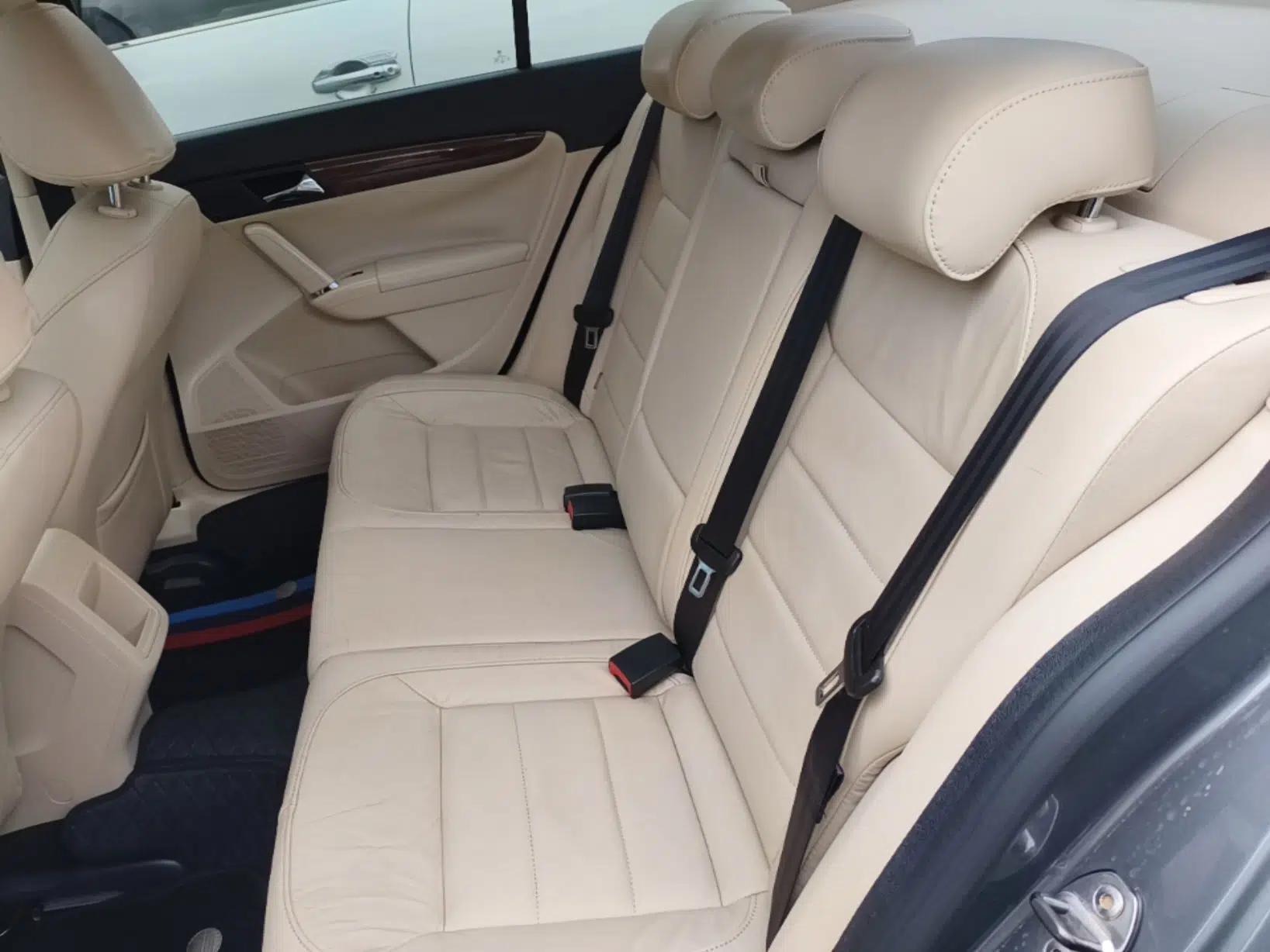 Volkswagen Lavida 2013 Restyled Classic 1.6L Automatic Comfort Edition — миниатюра 20