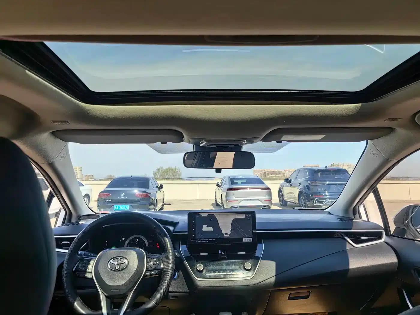 2024 Toyota Corolla 1.8L Intelligent Hybrid Elite Edition — миниатюра 13