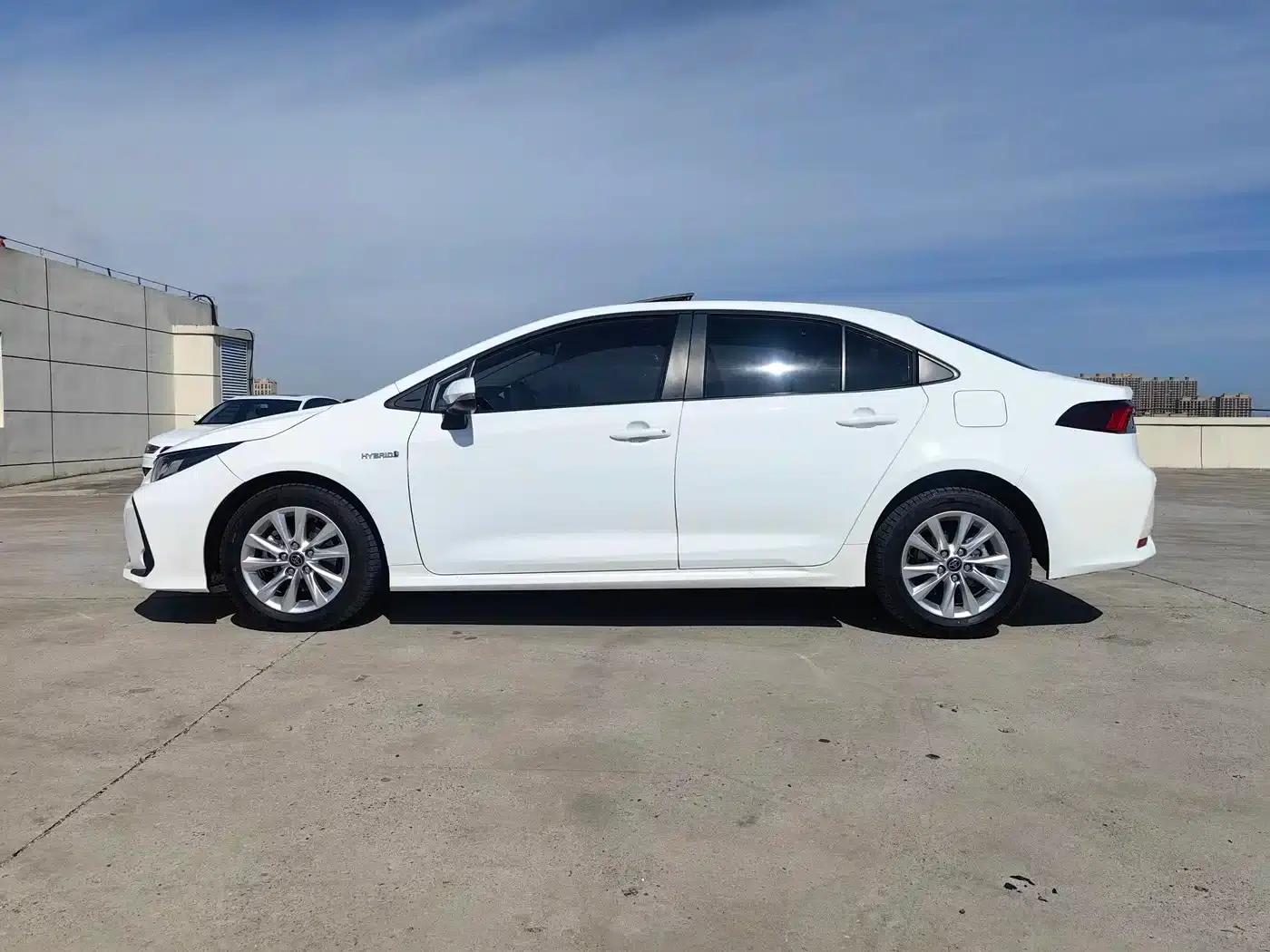 2024 Toyota Corolla 1.8L Intelligent Hybrid Elite Edition — миниатюра 5