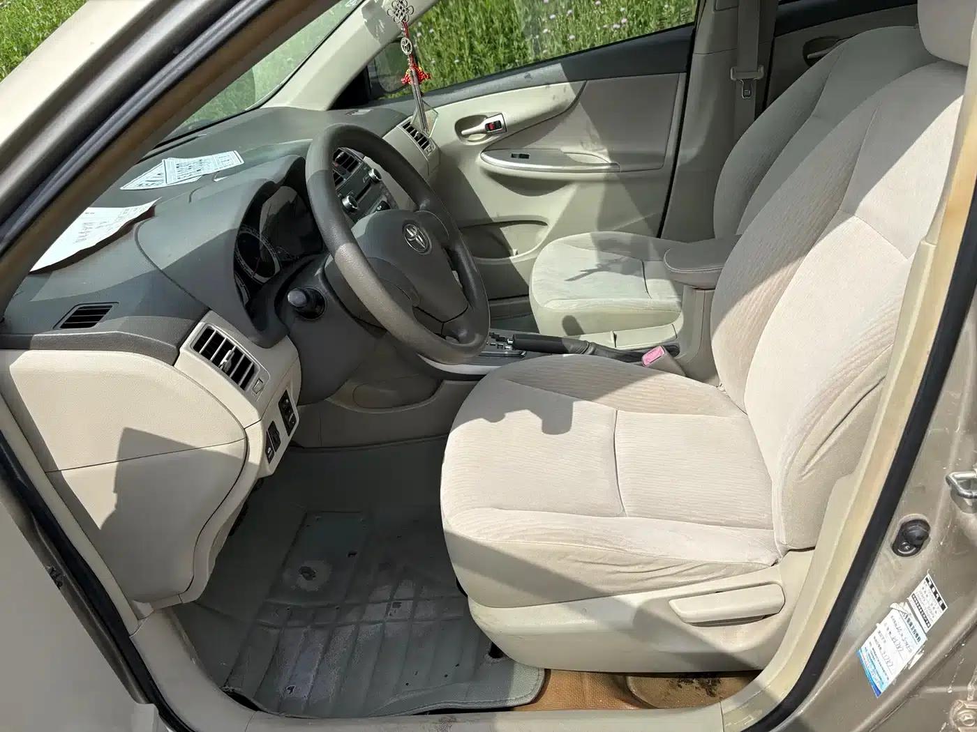 2009 Toyota Corolla 1.6L Automatic GL Sunroof Special Edition — миниатюра 4