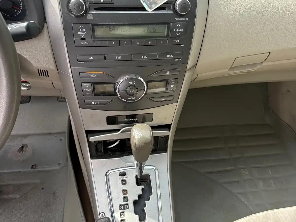 2009 Toyota Corolla 1.6L Automatic GL Sunroof Special Edition — миниатюра 8