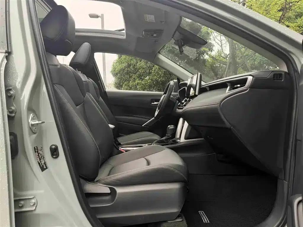 2022 Toyota Corolla Sharp 2.0L Flagship Edition — миниатюра 5