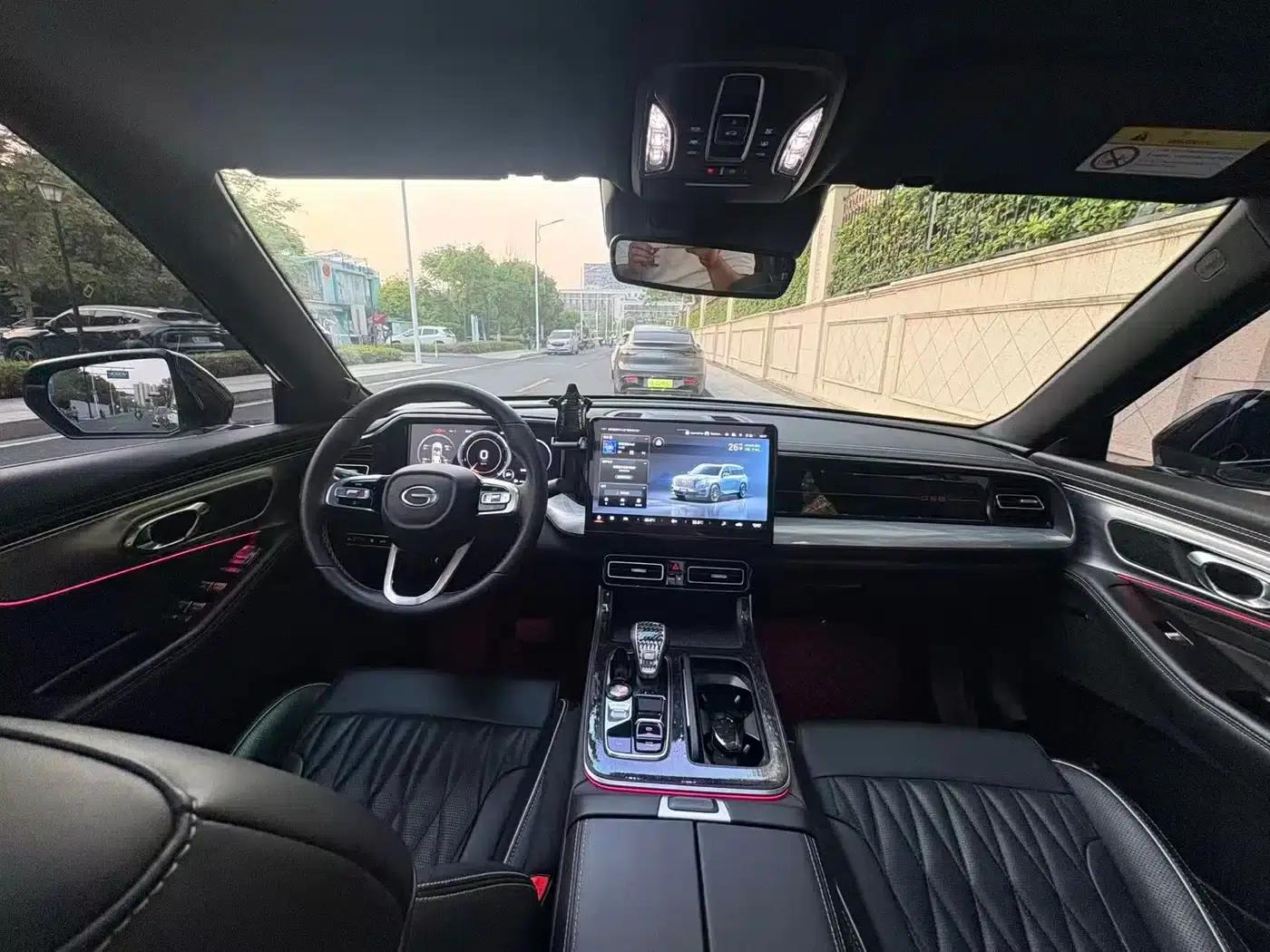 Trumpchi GS8 2022 Navigator Series 2.0TGDI 2WD Luxury Intelligent Connected Edition (7-seater) — миниатюра 9