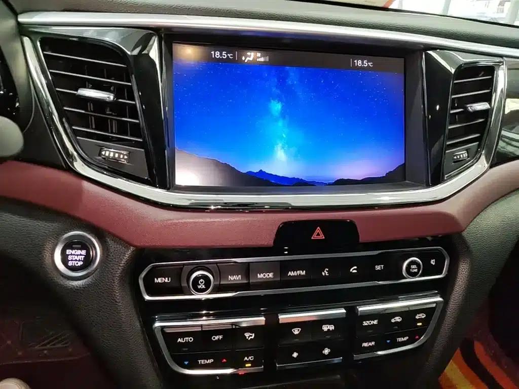 Trumpchi GS8 2017 320T 4WD Luxury Intelligent Connected Edition (7-seater) — миниатюра 13