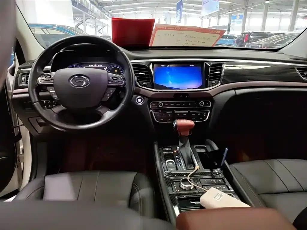 Trumpchi GS8 2017 320T 4WD Luxury Intelligent Connected Edition (7-seater) — миниатюра 10