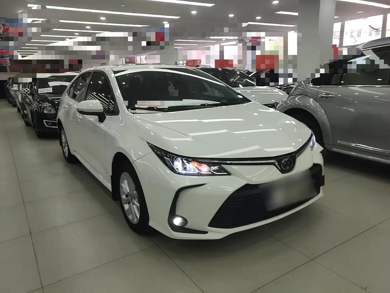 Toyota Corolla 2021 1.2T S-CVT Elite PLUS Edition — миниатюра 6