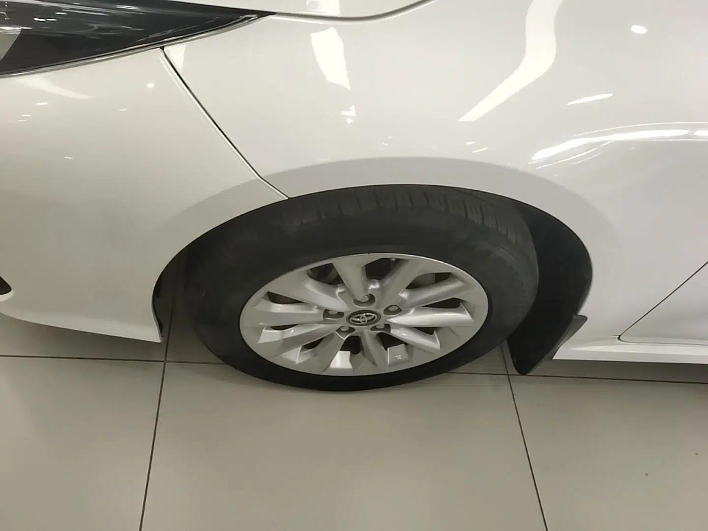 Toyota Corolla 2021 1.2T S-CVT Elite PLUS Edition — миниатюра 9