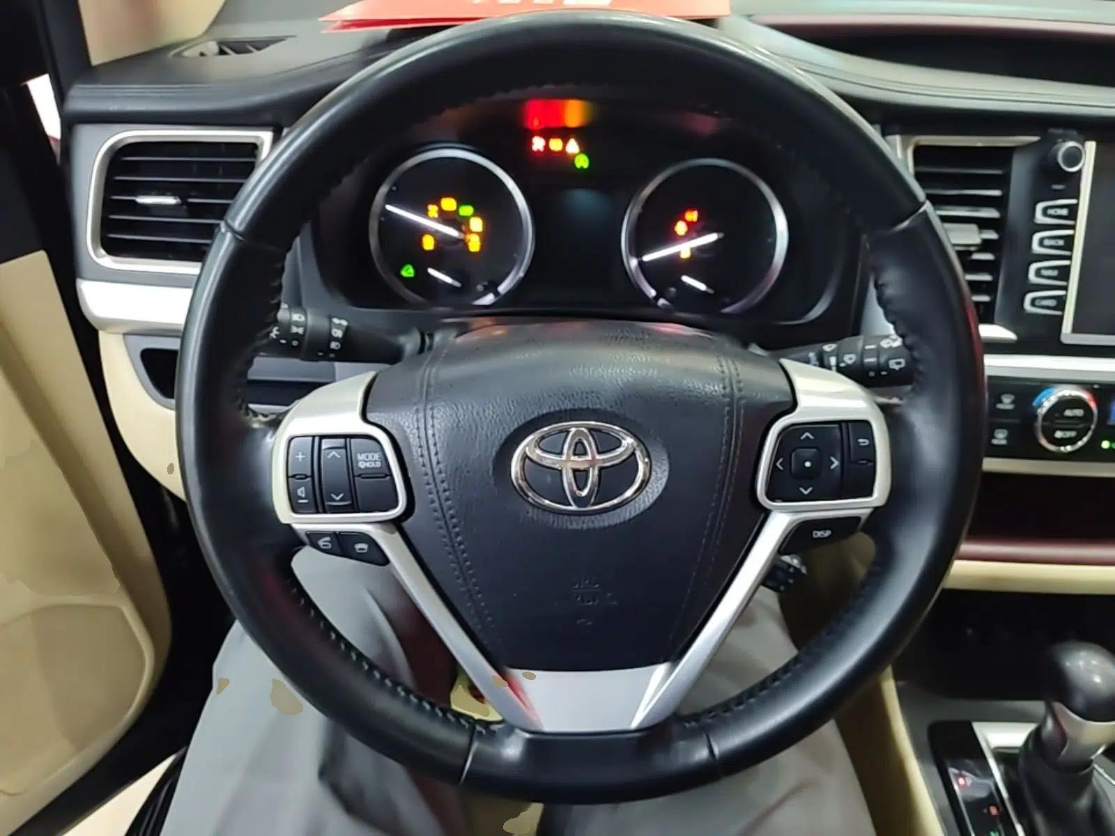 Toyota Highlander 2015 2.0T Four-Wheel Drive Luxury Edition 7-Seater — миниатюра 14