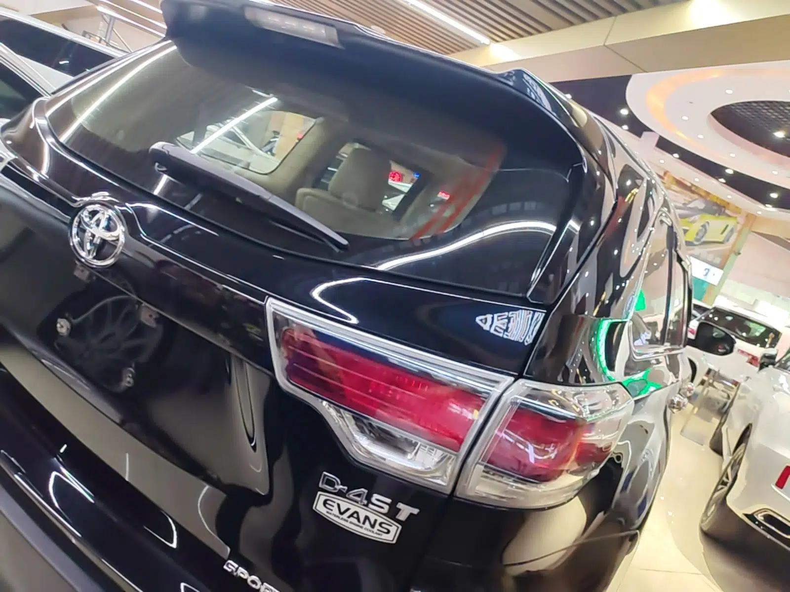 Toyota Highlander 2015 2.0T Four-Wheel Drive Luxury Edition 7-Seater — миниатюра 6